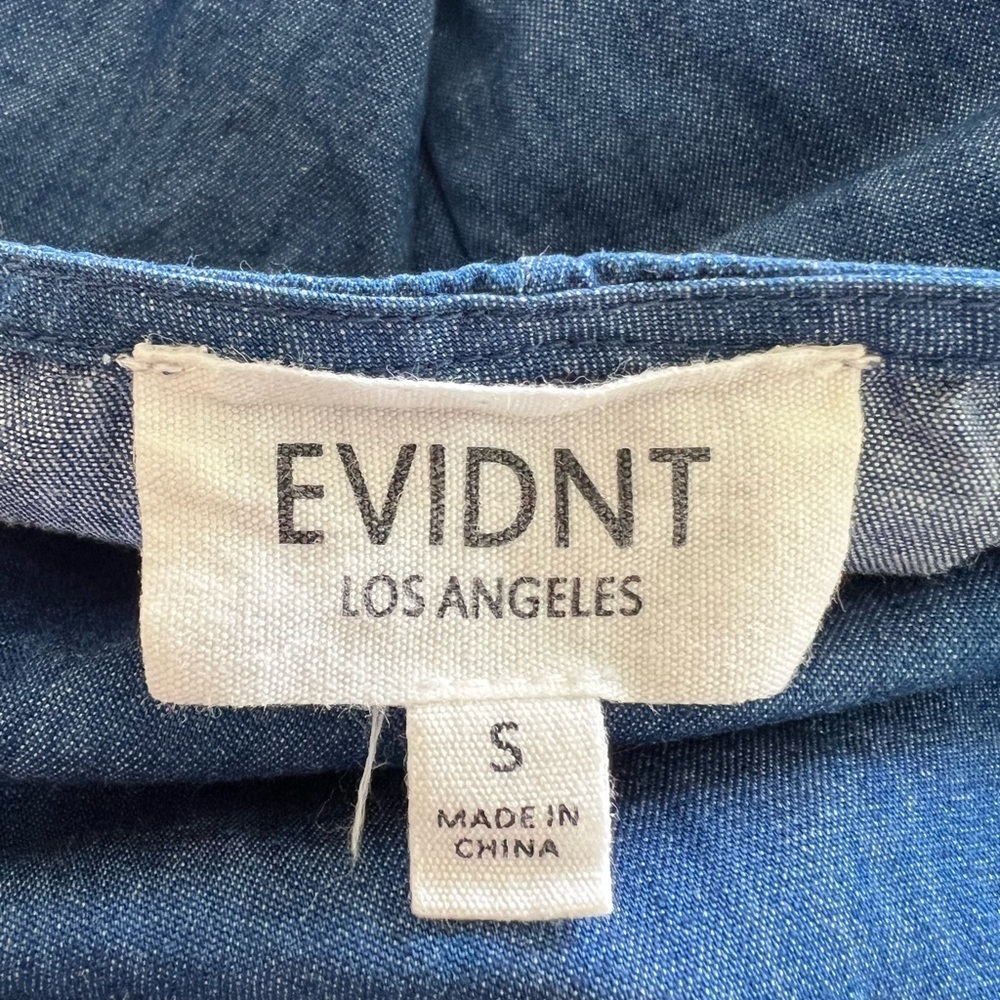 EVIDNT Chambray Jumpsuit - Picture 9 of 10